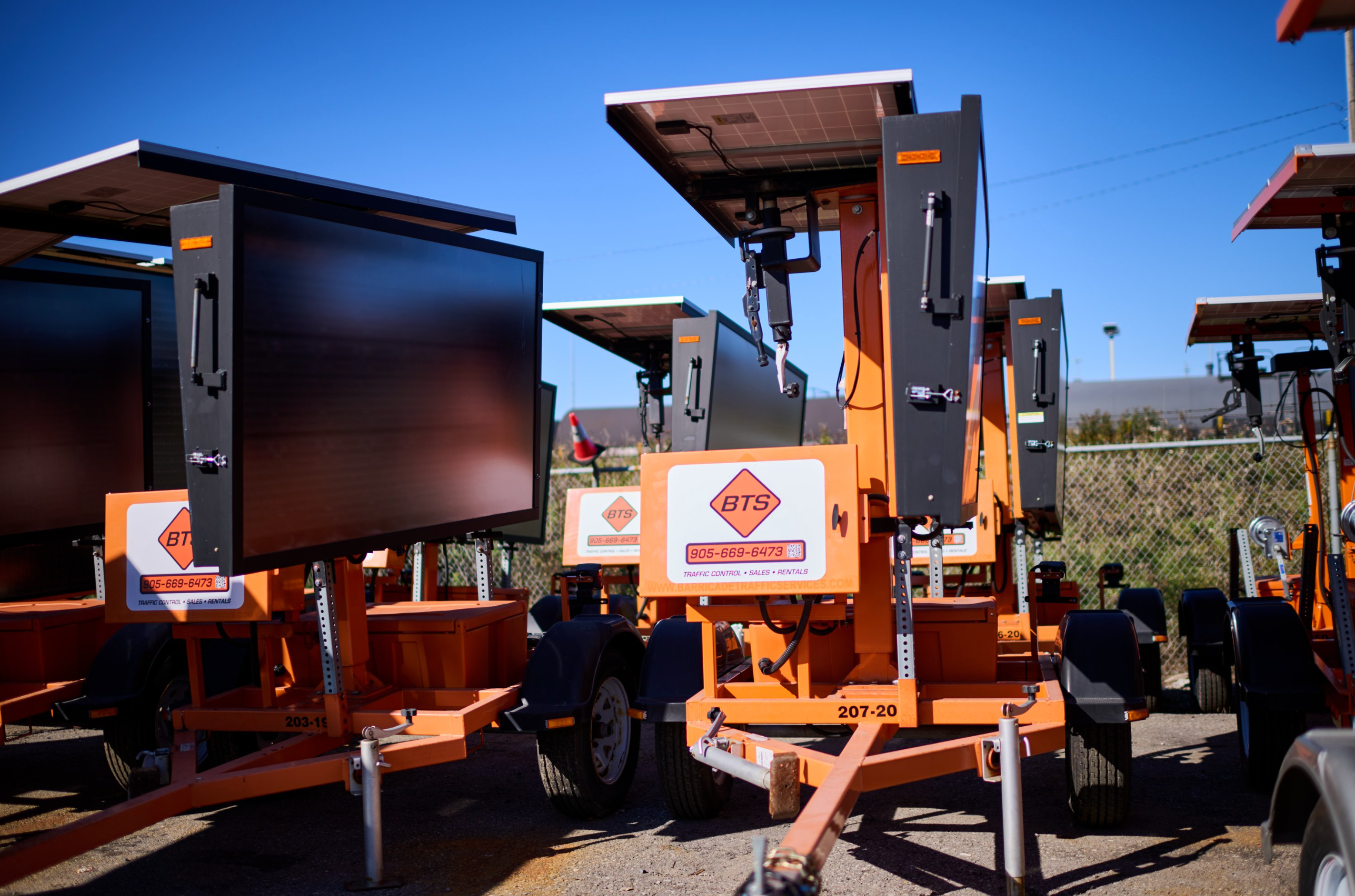 When to Use a Portable Traffic Signal Signal in Construction Projects