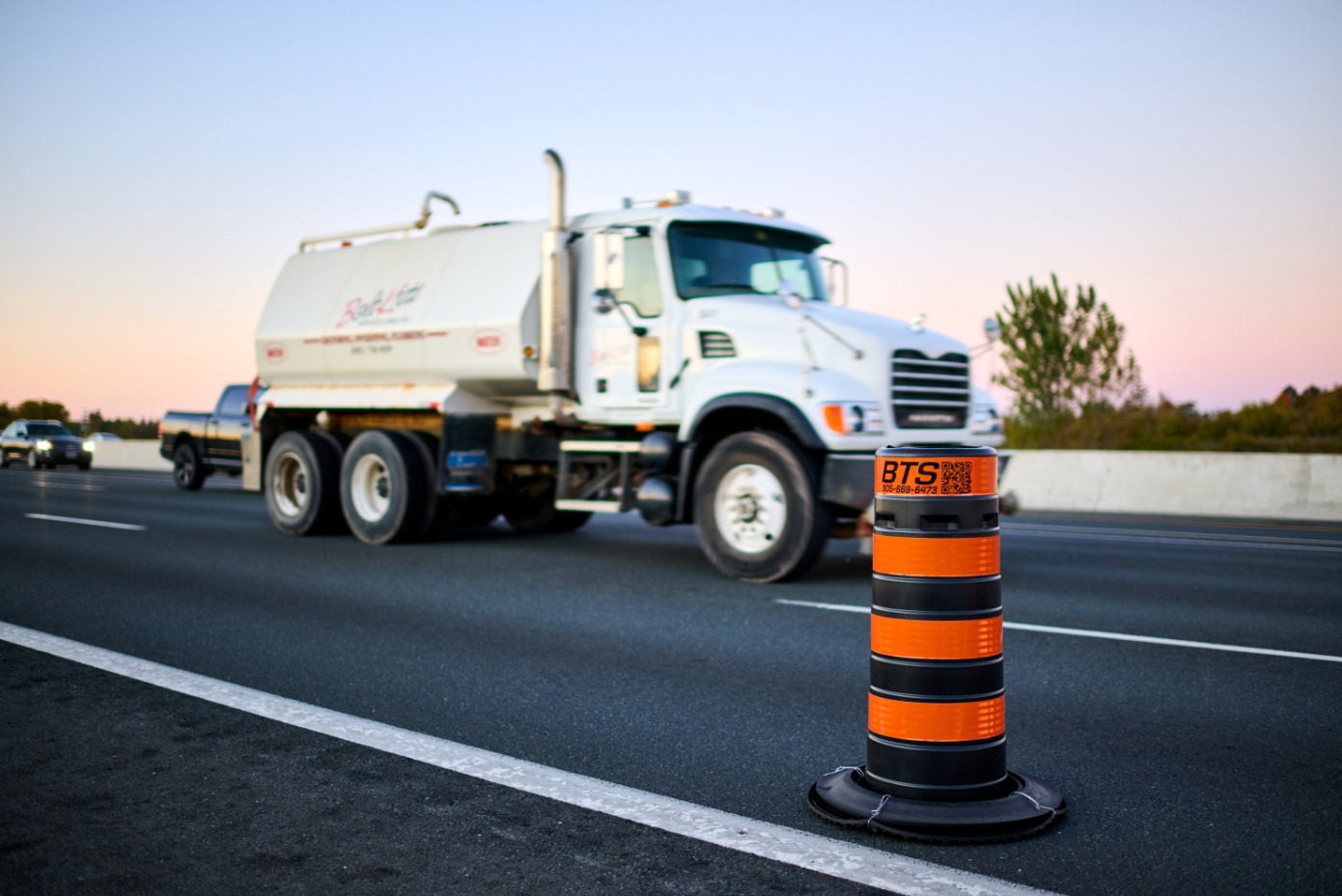 Traffic Safety Cones & Traffic Signal Signals